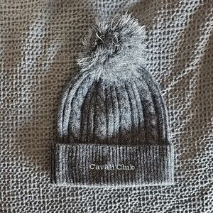 Cavalli Club Gray Ribbed Knit Beanie w/ Yarn Pom Pom Logo Hat